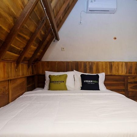 Urbanview Villa Lukulo Kebumen By Reddoorz Esterno foto