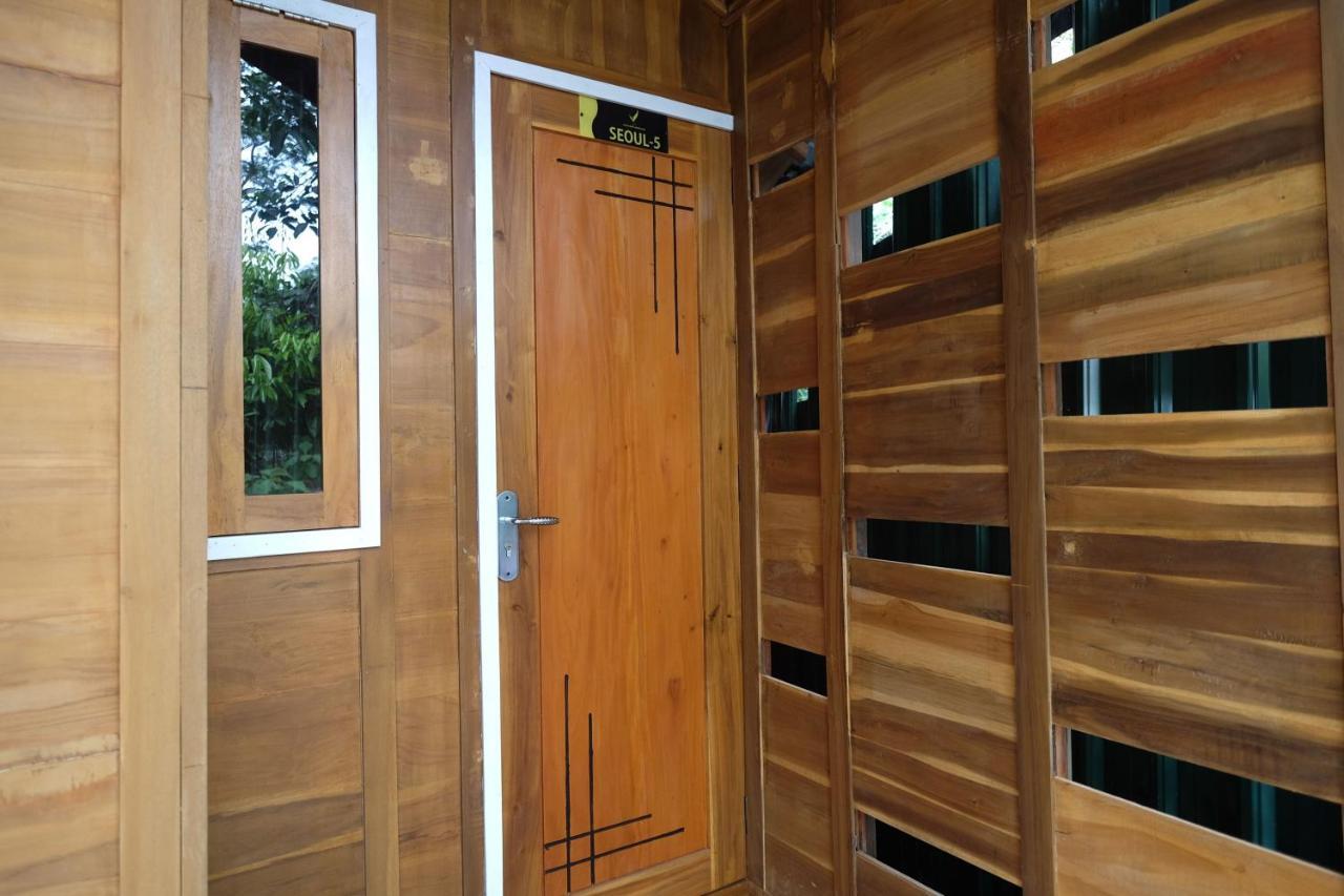 Urbanview Villa Lukulo Kebumen By Reddoorz Esterno foto