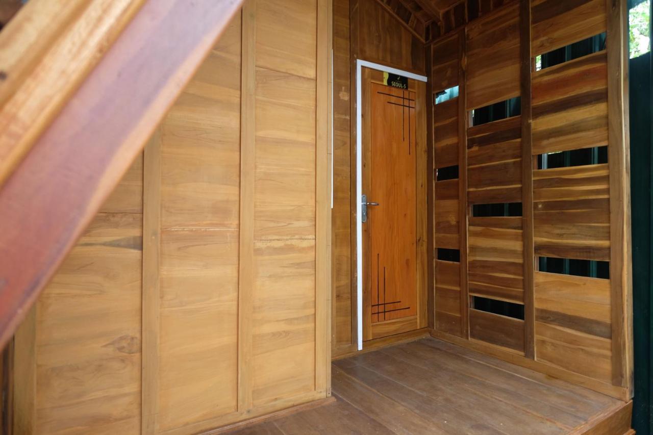Urbanview Villa Lukulo Kebumen By Reddoorz Esterno foto